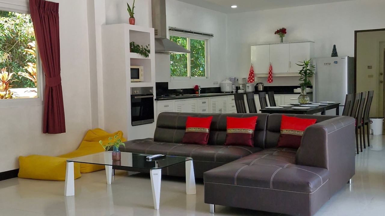 Photo of Livingroom in Chalong