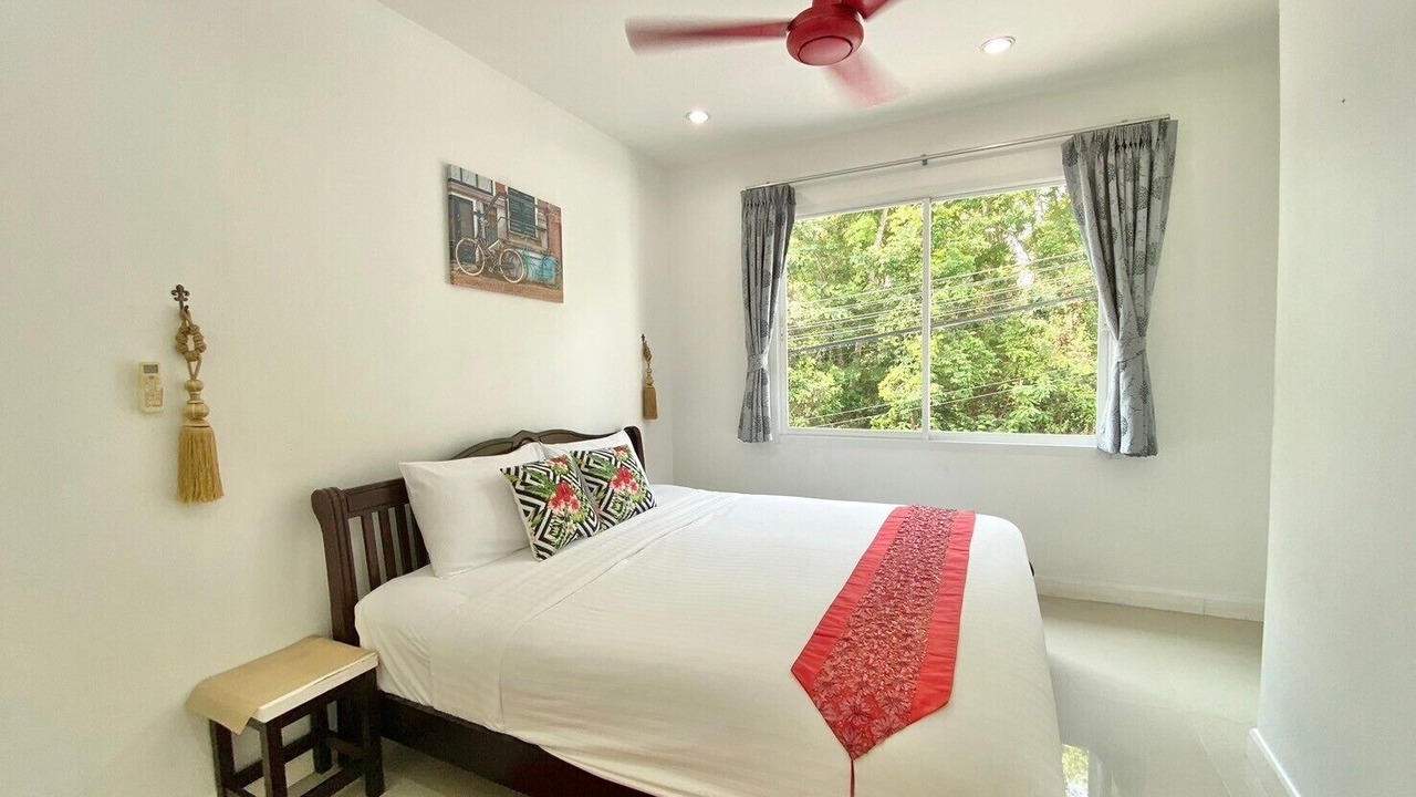 Photo of Bedroom in Chalong
