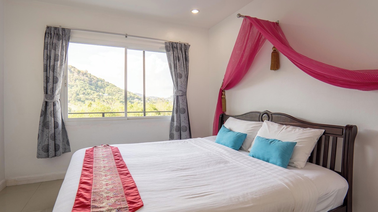 Photo of Bedroom in Chalong