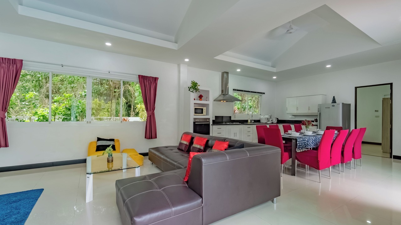 Photo of Livingroom in Chalong