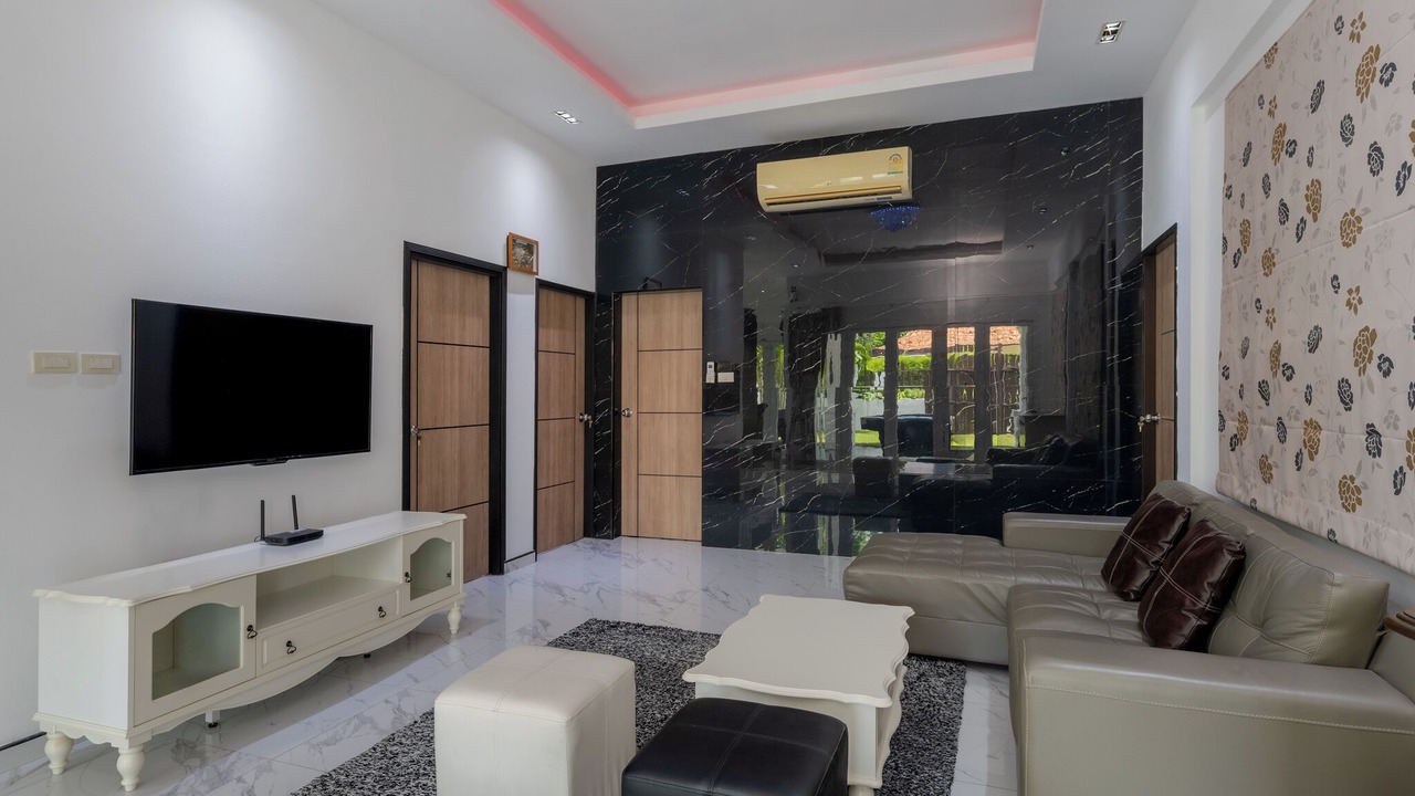 Photo of Livingroom in Hin Lek Fai