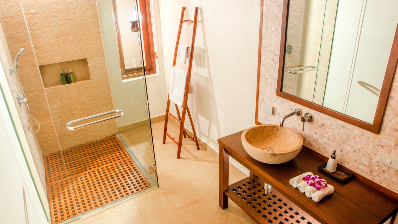 Photo of Bathroom in Hua Thanon