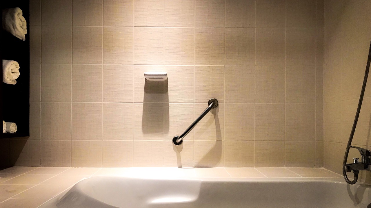Photo of Bathroom in Si Phraya