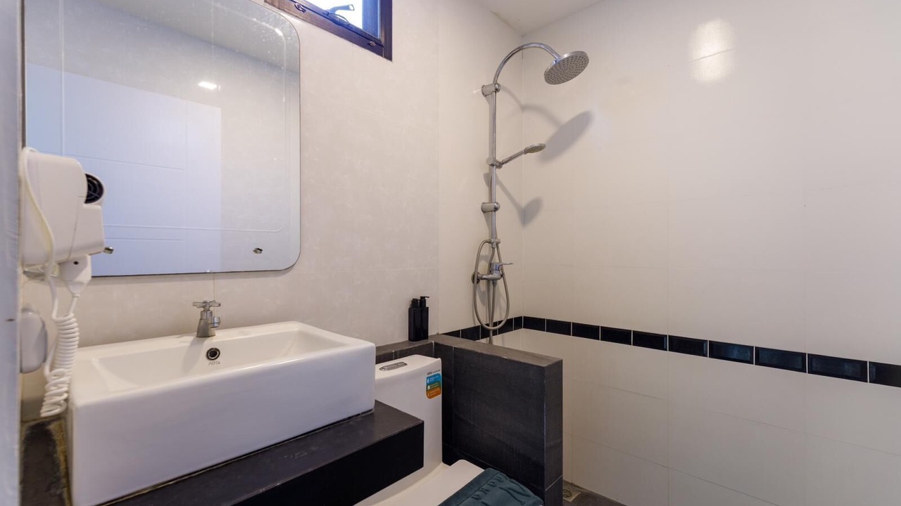 Photo of Bathroom in Si Sunthon