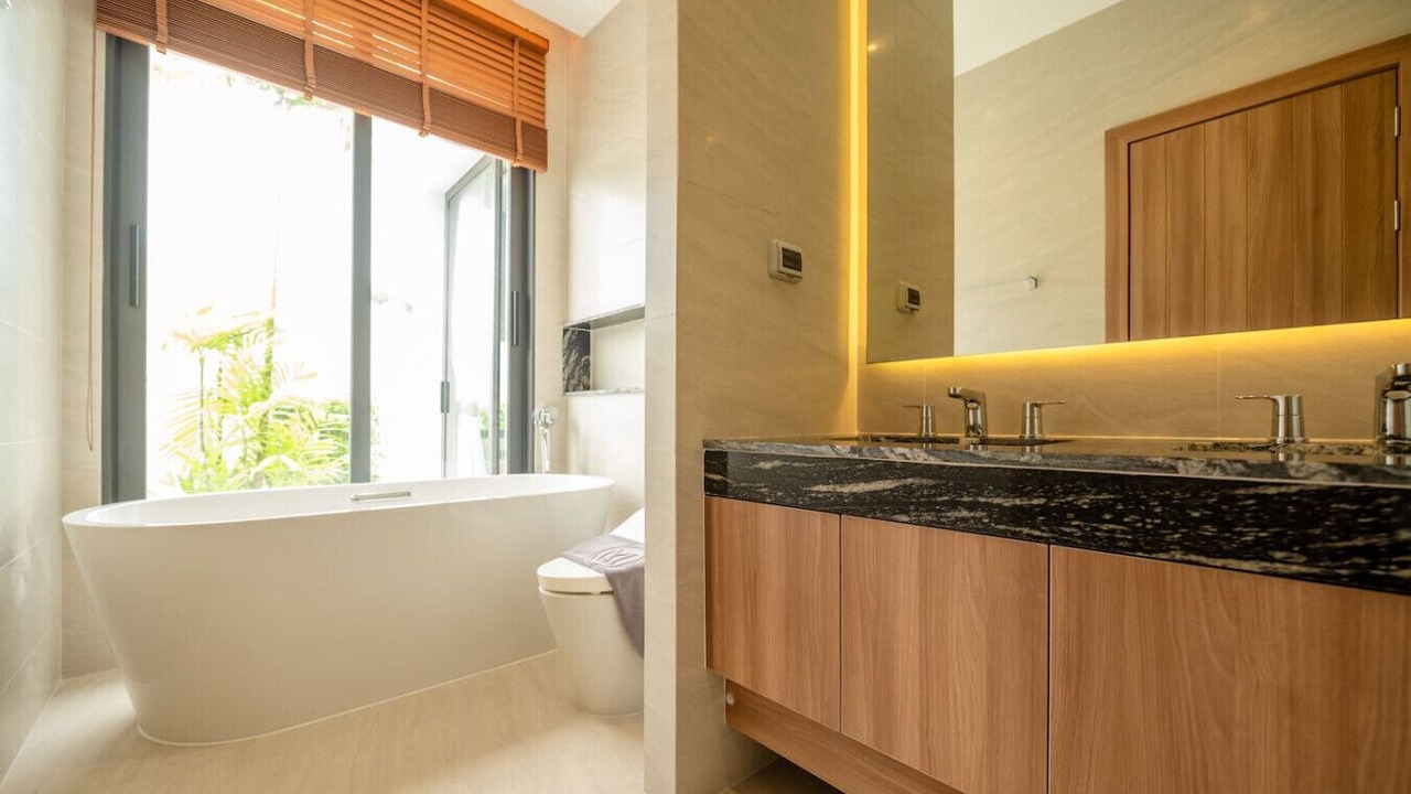 Photo of Bathroom in Chalong