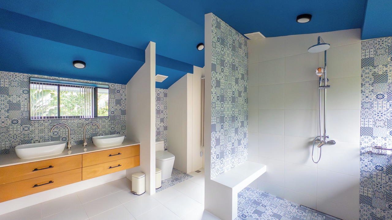 Photo of Bathroom in Wok Tum
