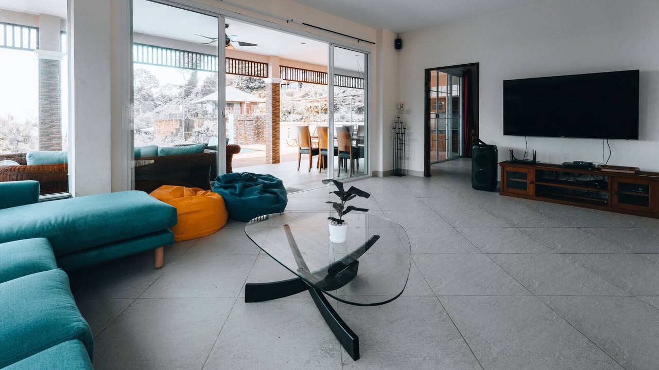 Photo of Livingroom in Karon