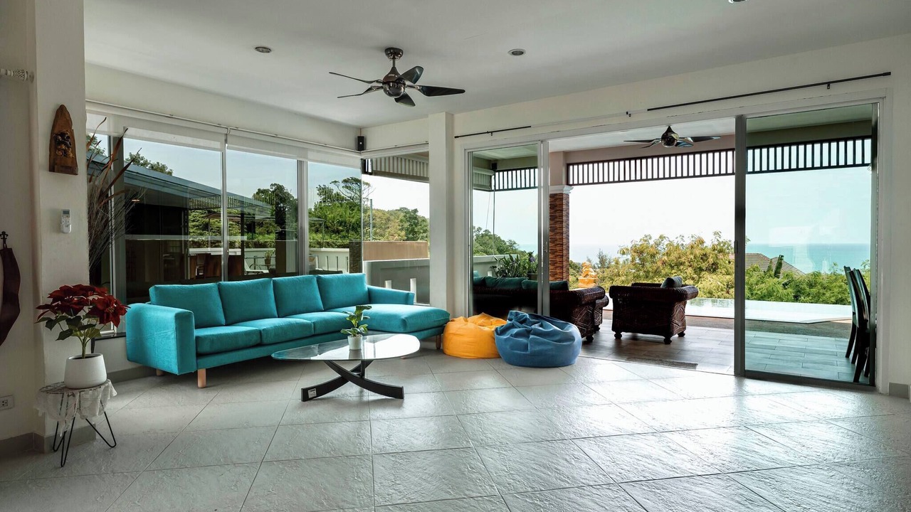 Photo of Livingroom in Karon