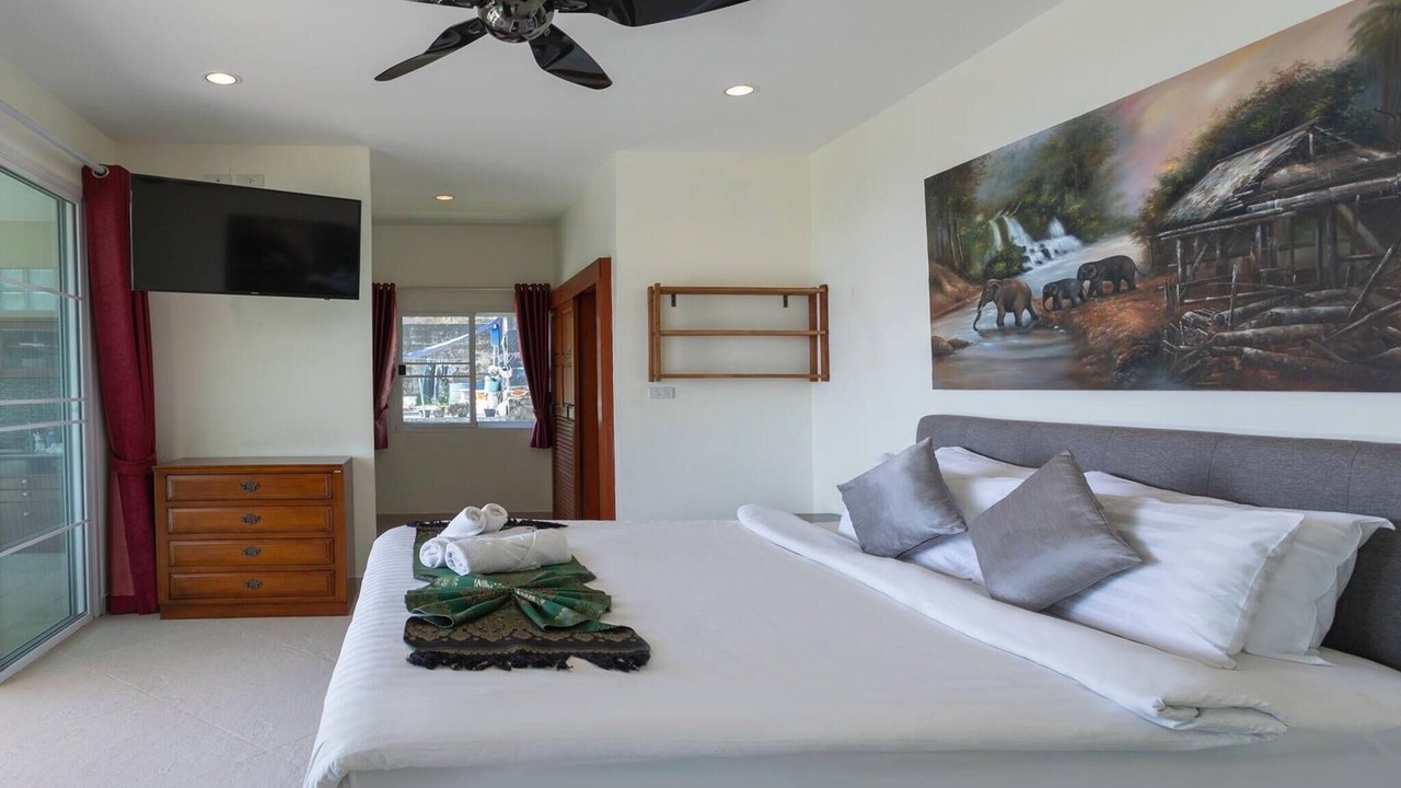 Photo of Bedroom in Karon