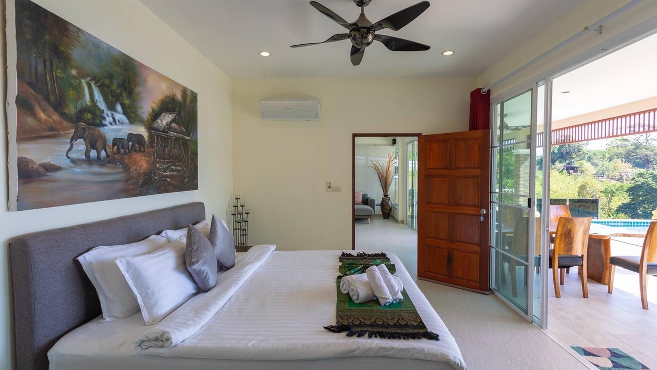Photo of Bedroom in Karon
