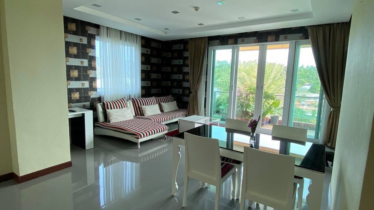 Photo of Livingroom in Karon
