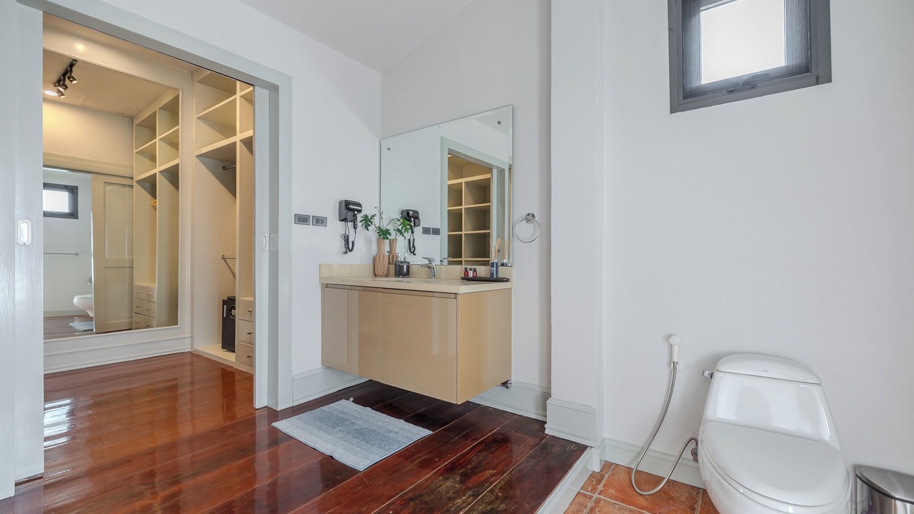 Photo of Bathroom in Thonglor