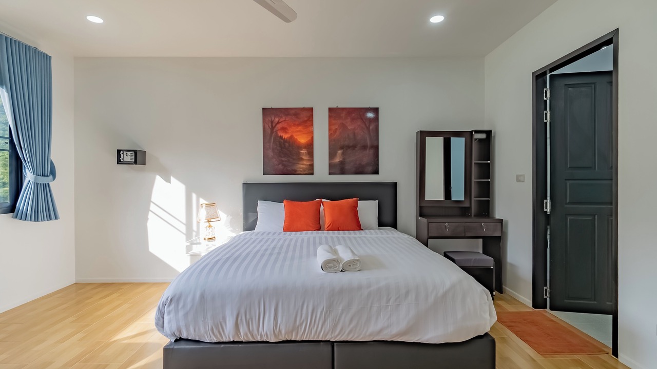 Photo of Bedroom in Chalong
