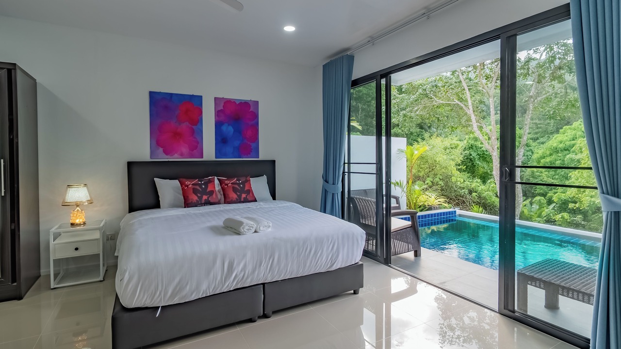 Photo of Bedroom in Chalong