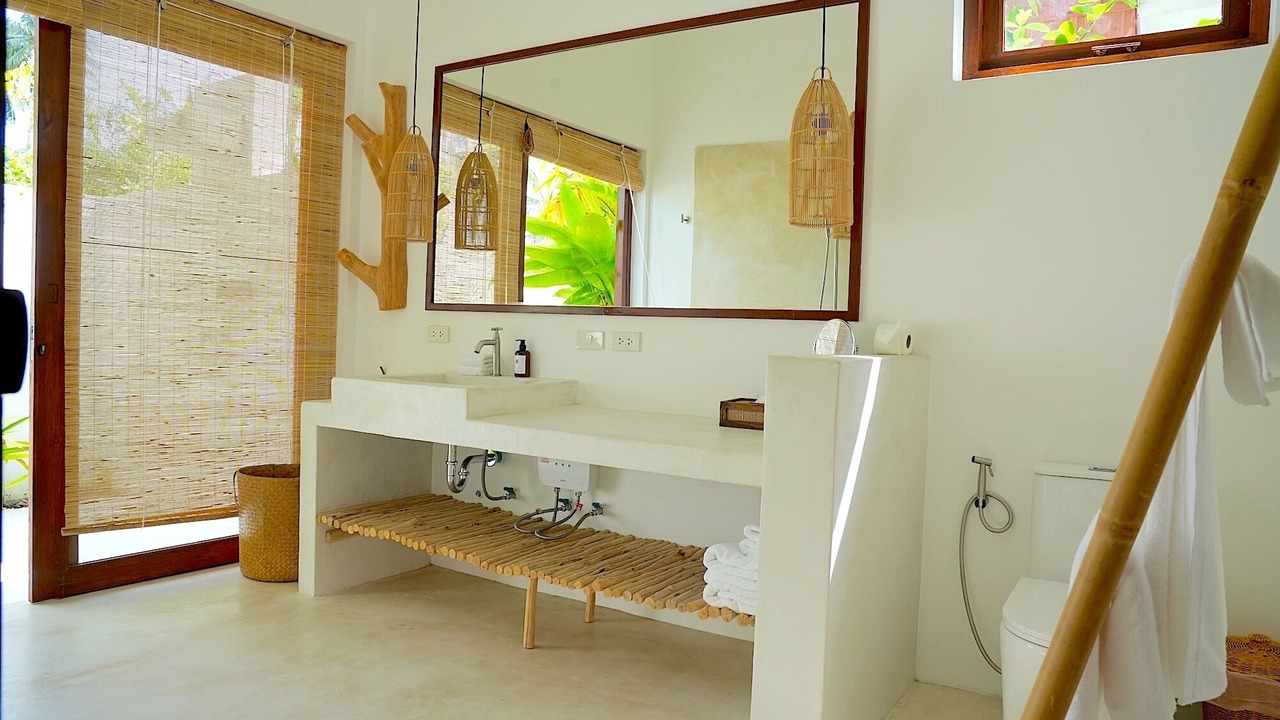 Photo of Bathroom in Laem Set
