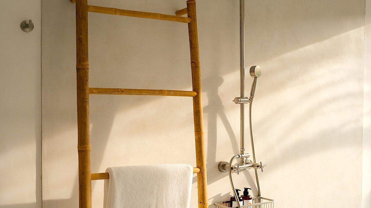 Photo of Bathroom in Laem Set