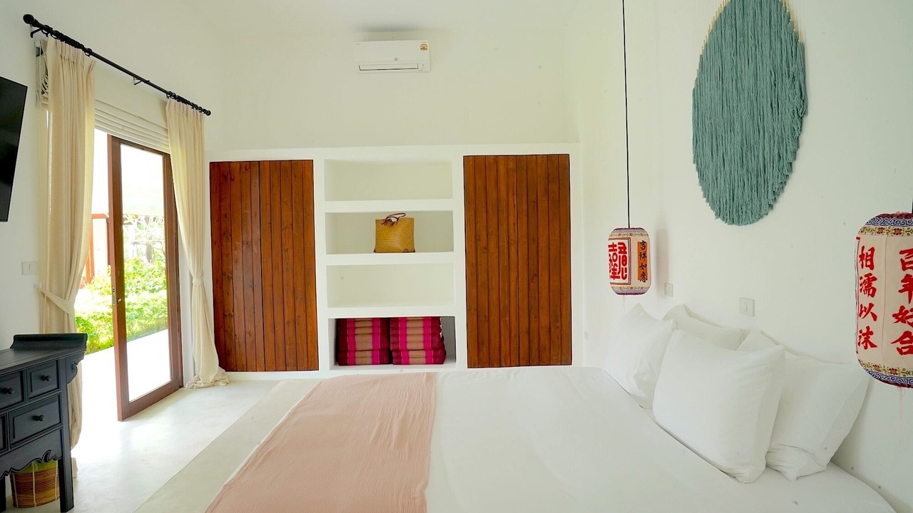Photo of Bedroom in Laem Set