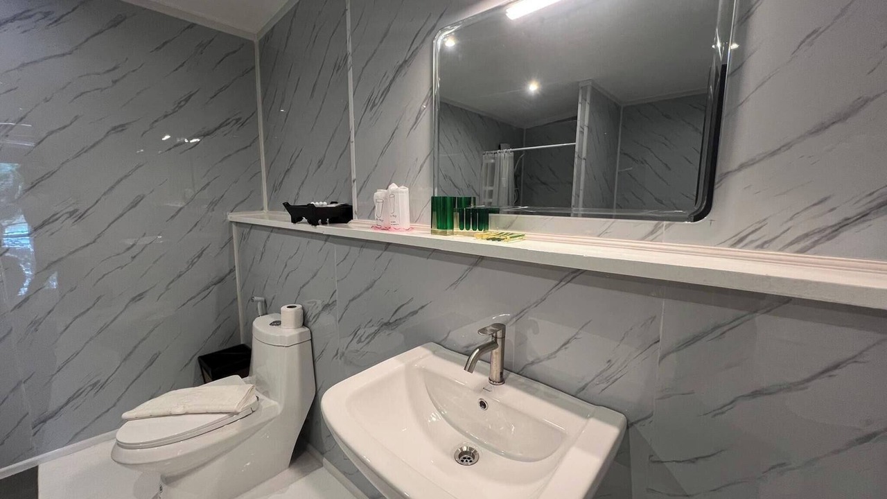 Photo of Bathroom in Khlong Khuean