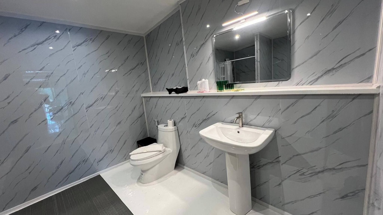 Photo of Bathroom in Khlong Khuean