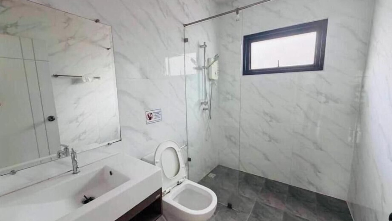 Photo of Bathroom in Huai Yai