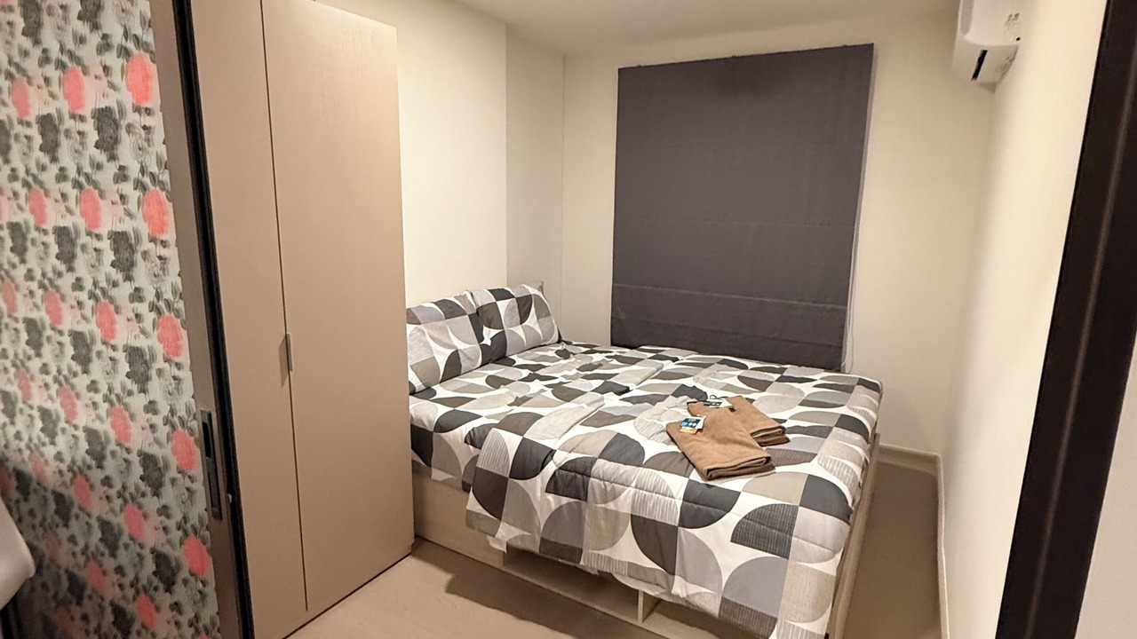 Photo of Bedroom in Phra Khanong