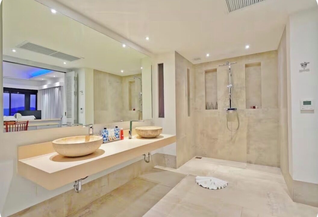 Photo of Bathroom in Wichit