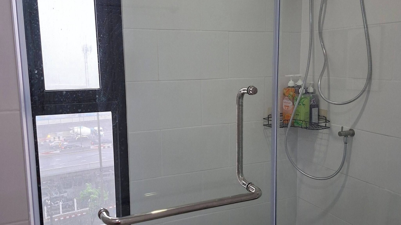 Photo of Bathroom in Talat Phlu