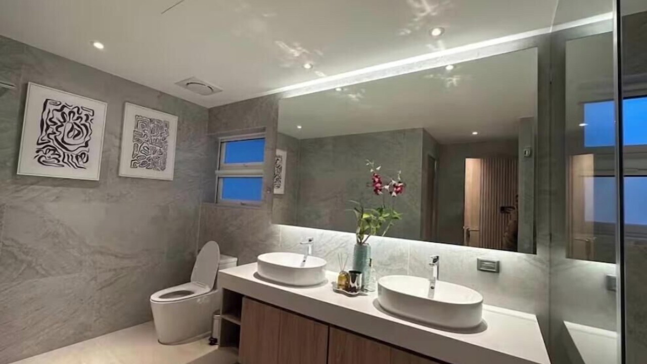 Photo of Bathroom in Koh Kaew