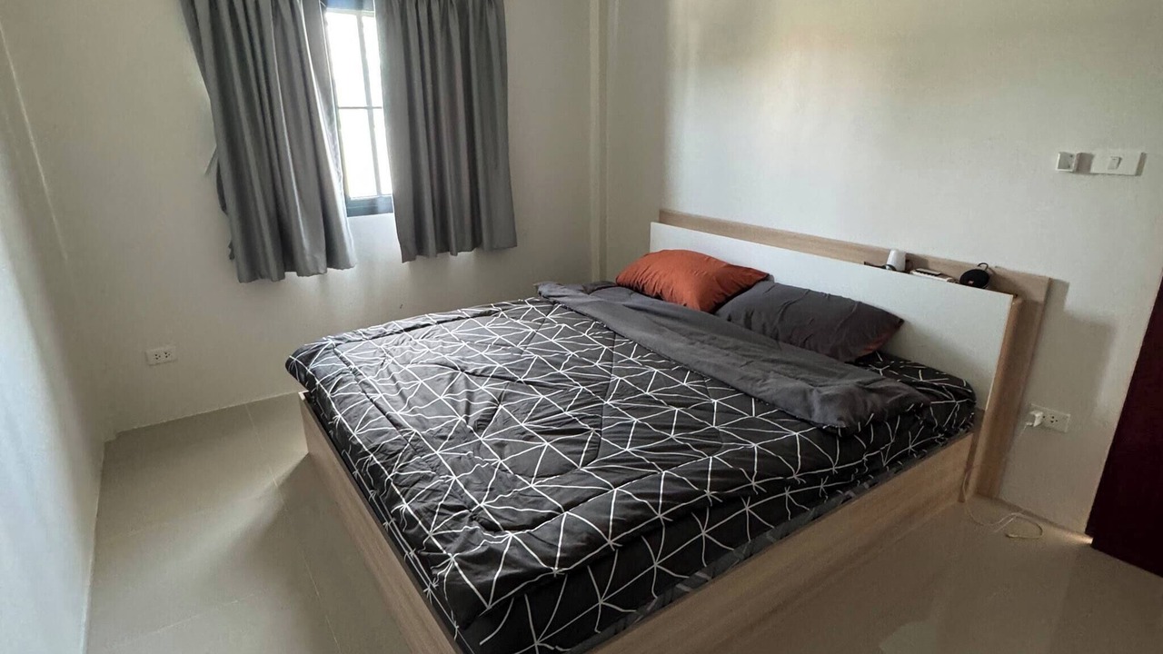 Photo of Bedroom in Chalong