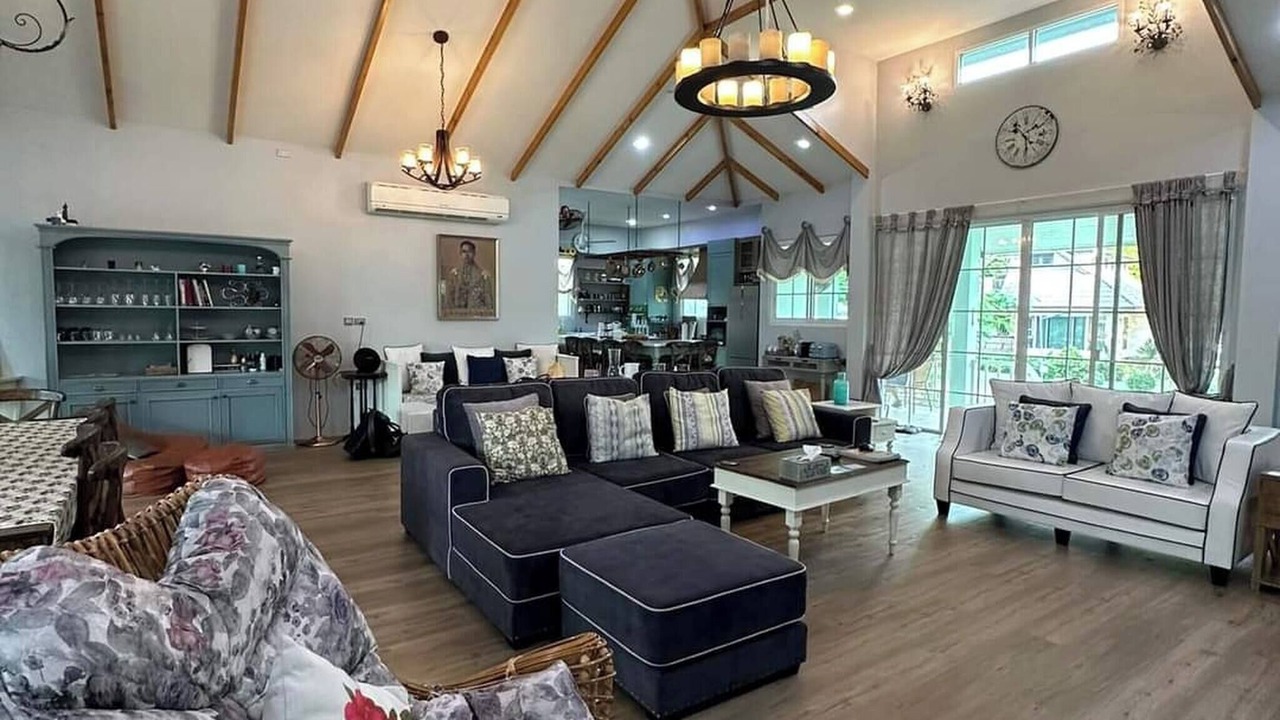 Photo of Livingroom in Khanong Phra