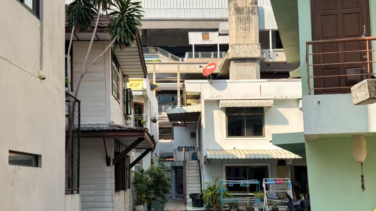 Photo of Outdoor in Thanon Phaya Thai