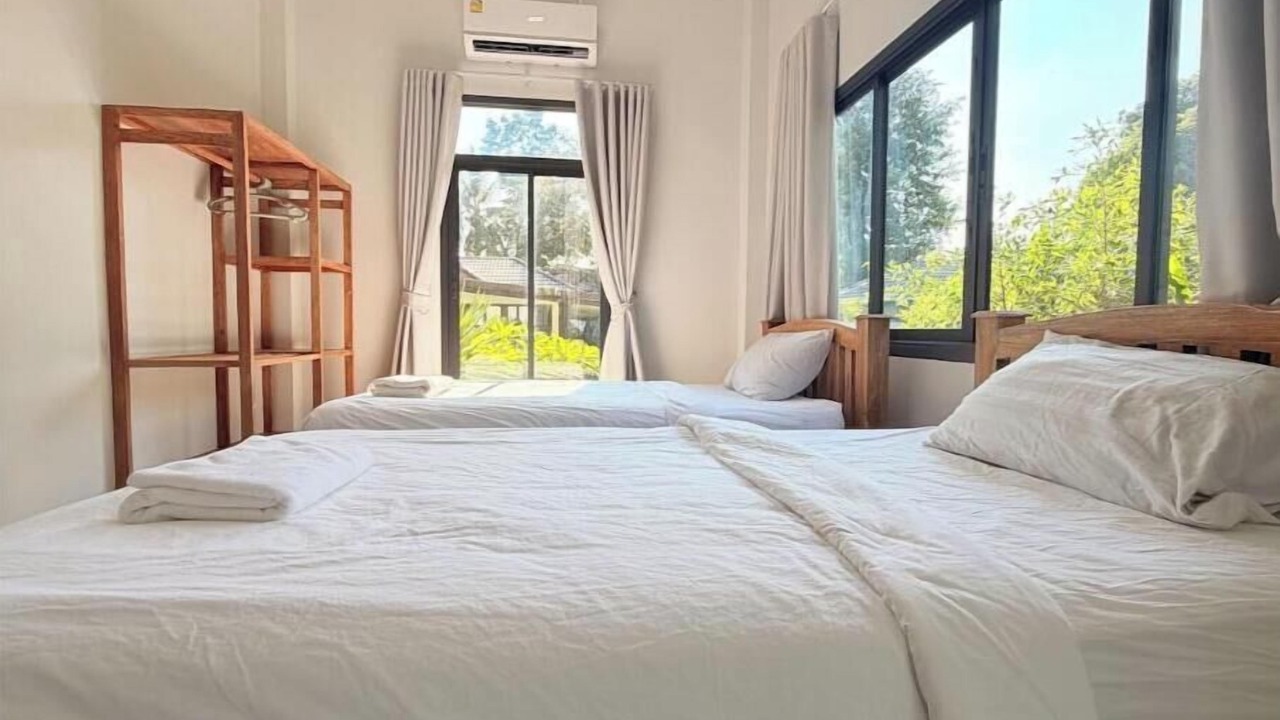 Photo of Bedroom in Srithanu