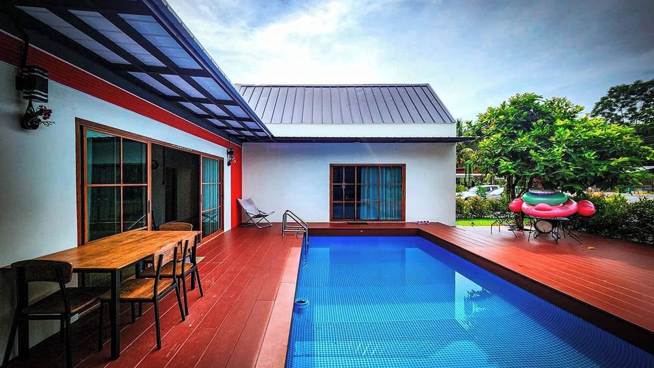 Photo of Outdoor in Phrom Khiri