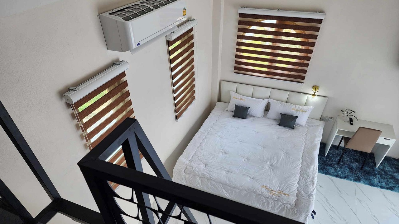 Photo of Bedroom in Phrom Khiri