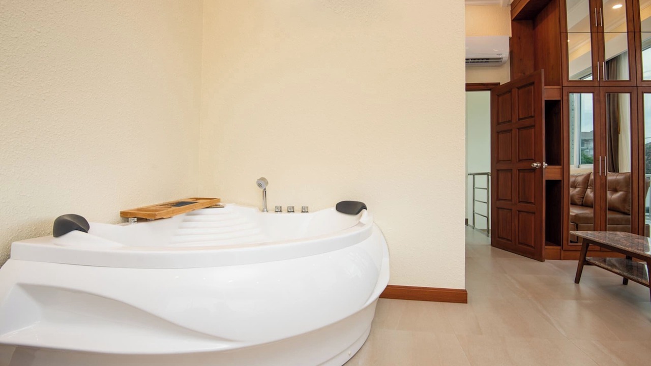 Photo of Bathroom in Pratumnak Hill