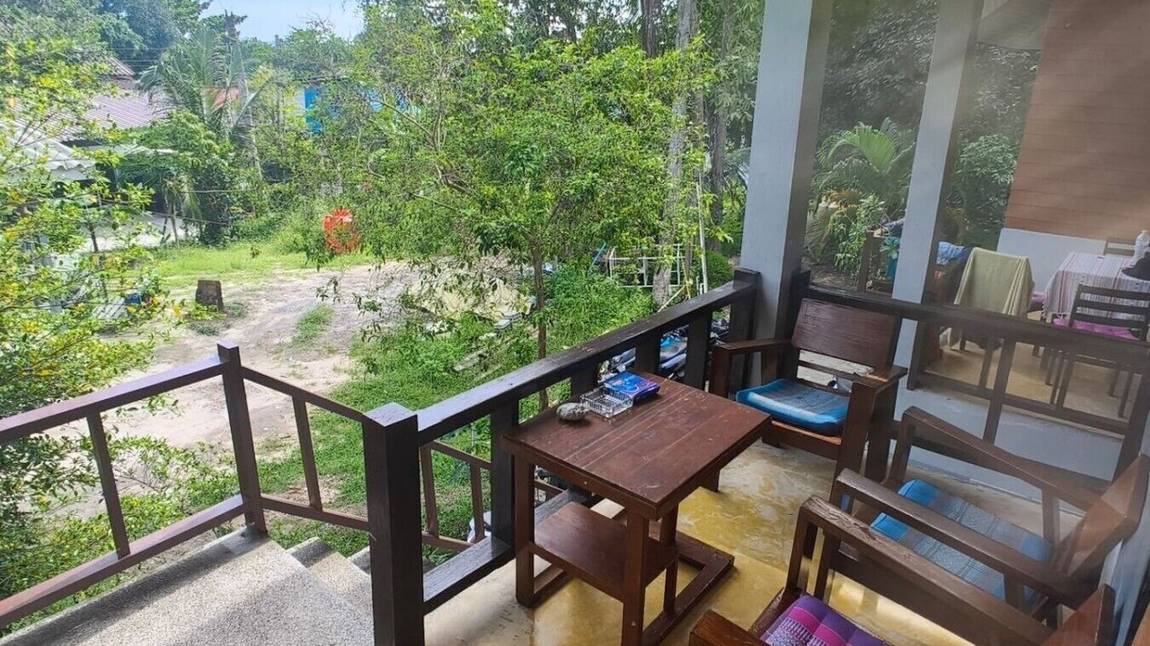Photo of Patio Balcony in Thong Sala