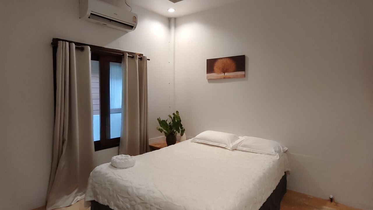 Photo of Bedroom in Thong Sala