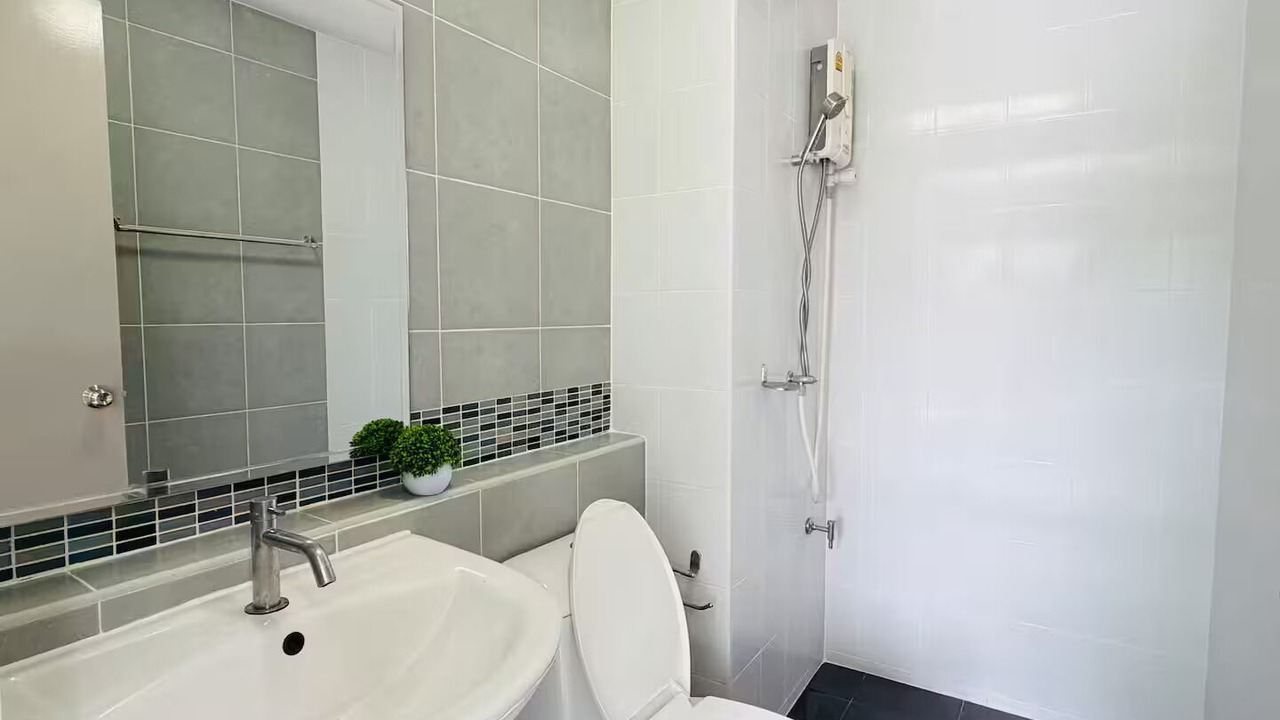Photo of Bathroom in Kathu