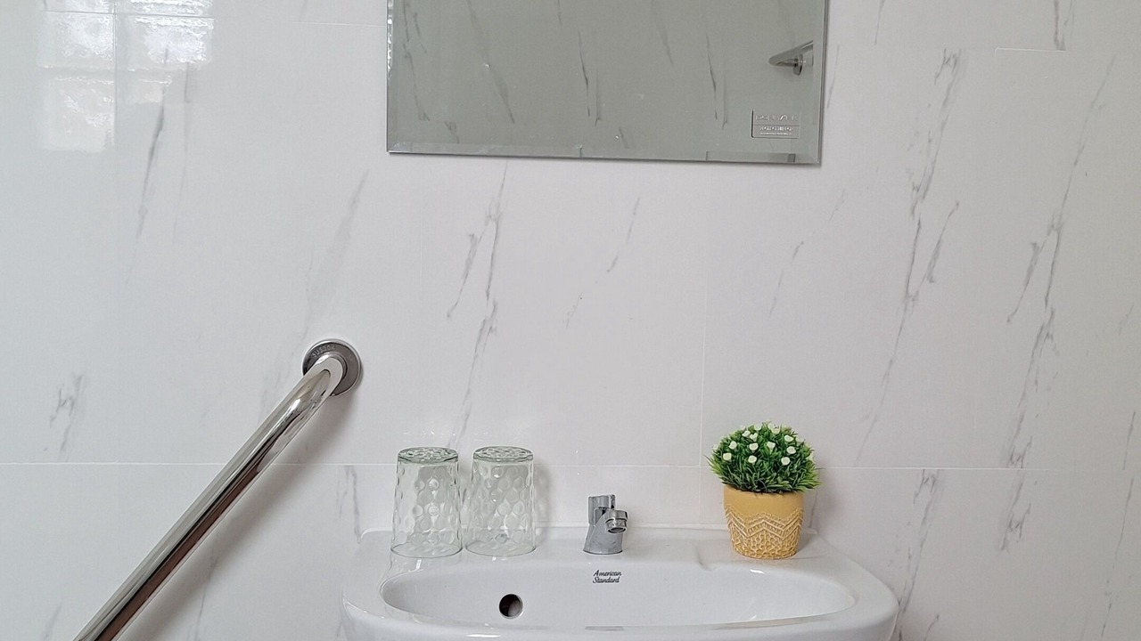 Photo of Bathroom in Tha Na