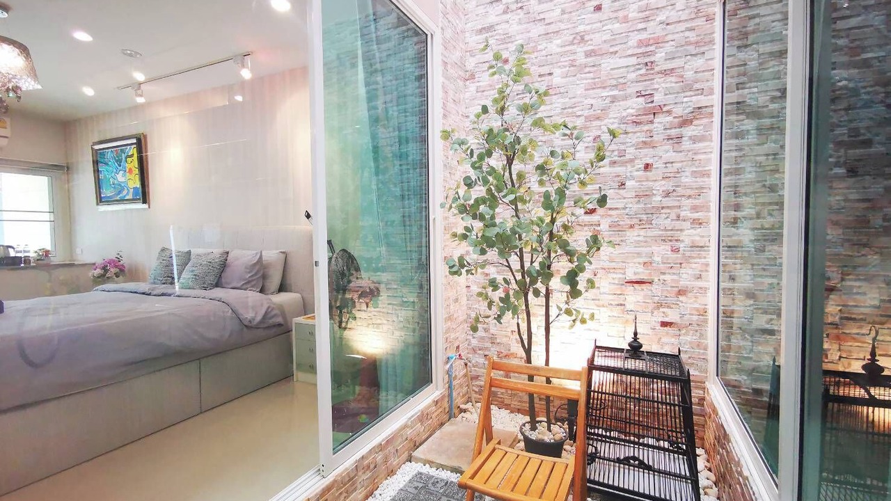 Photo of Bedroom in Downtown Krabi
