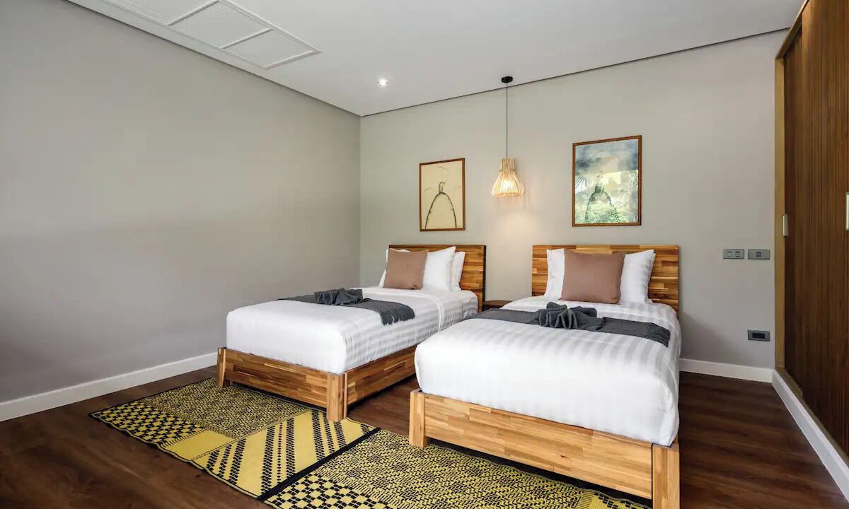 Photo of Bedroom in Laem Set