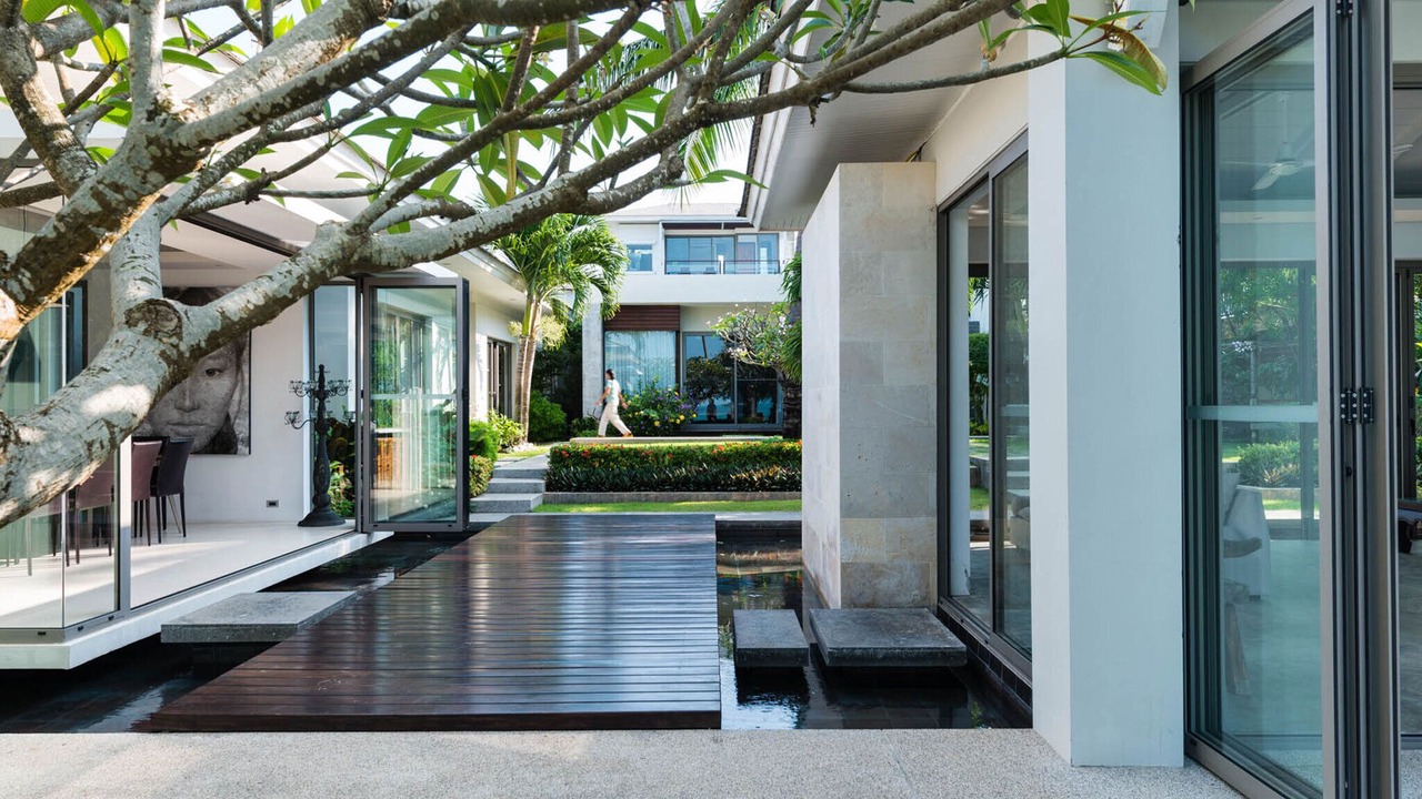 Photo of Outdoor in Lipa Noi