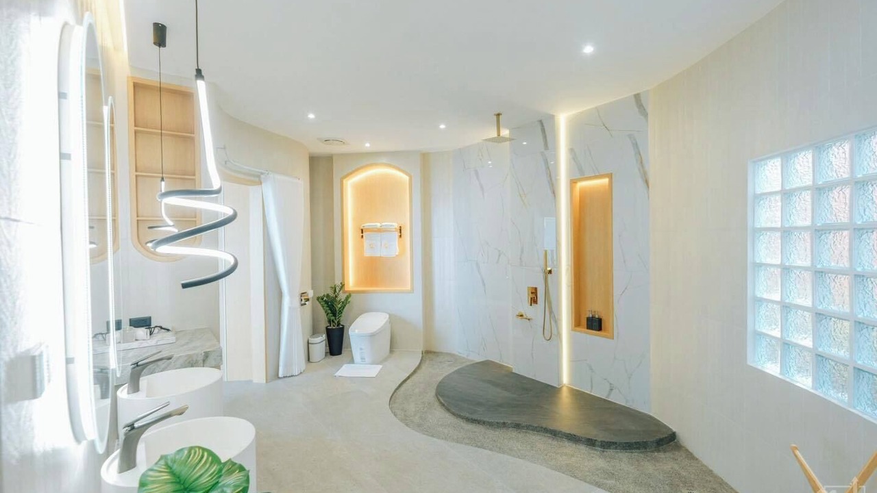 Photo of Bathroom in Koh Lan