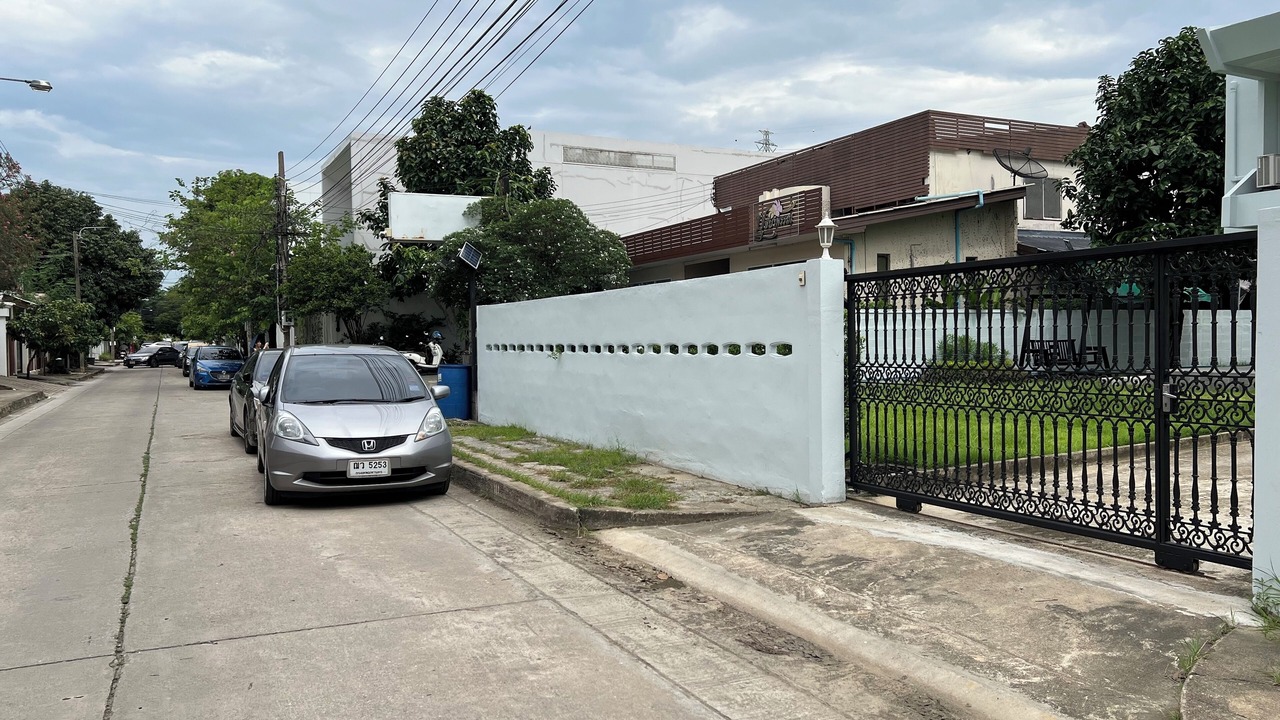 Photo of Outdoor in Suan Luang