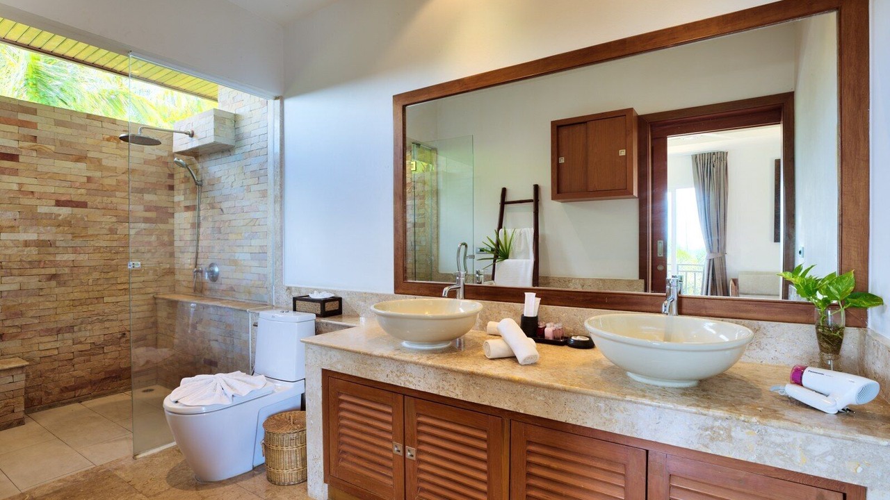 Photo of Bathroom in Maret