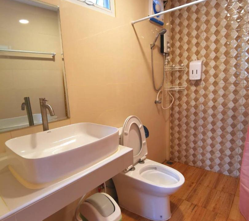 Photo of Bathroom in Photharam