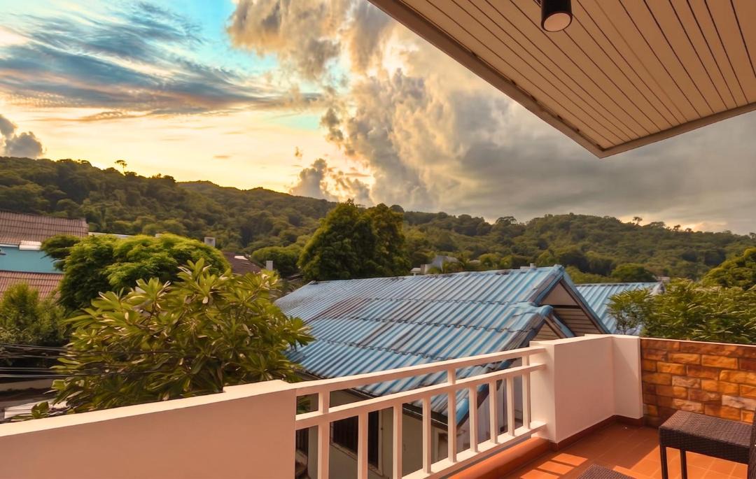 Photo of Patio Balcony in Nanai Road