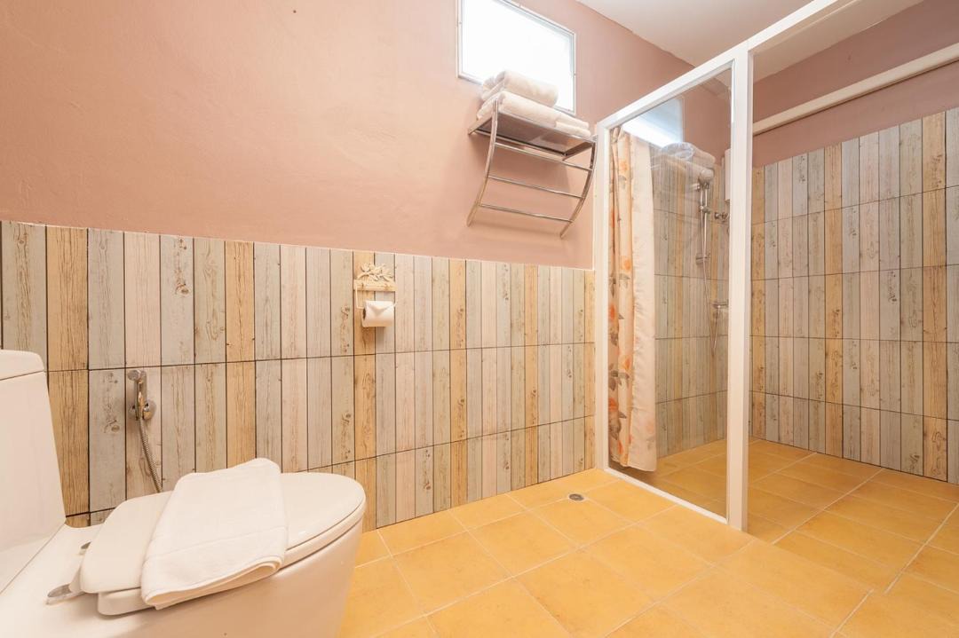Photo of Bathroom in Khanong Phra