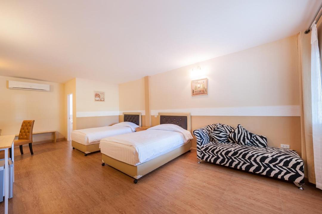 Photo of Bedroom in Khanong Phra