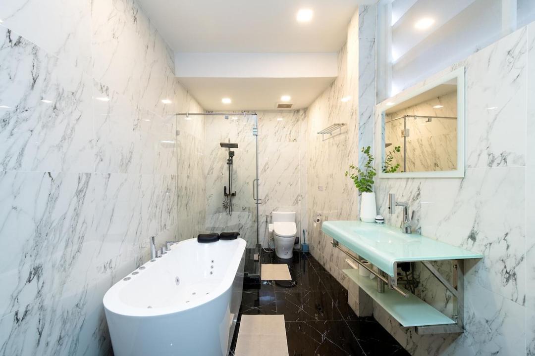 Photo of Bathroom in Si Phraya
